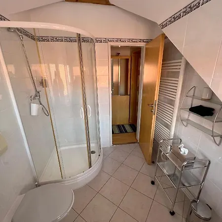 Viktoria Guest house